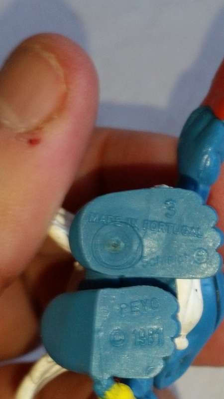 1981 SCHLEICH 20128 - AMOUR SMURF - PEYO - MADE IN PORTUGAL
