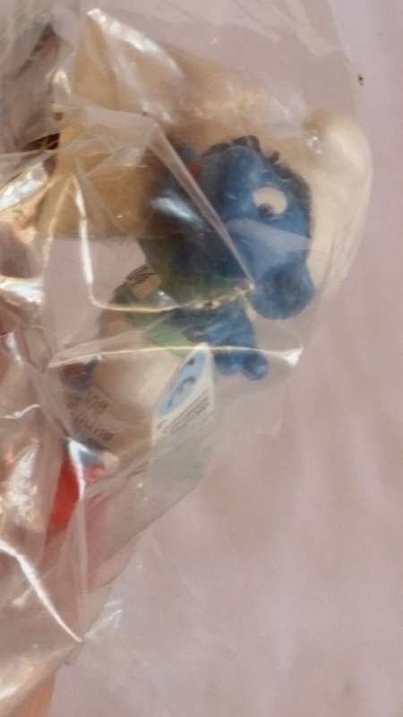 2011 SCHLEICH 20744  - JAVELIN THROWER SMURF - PEYO - MADE IN GERMANY