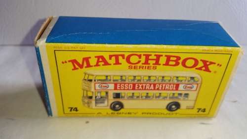 1965 - MATCHBOX LESNEY - SERIES 74 - DAIMLER BUS ESSO EXTRA PETROL - MADE IN ENGLAND