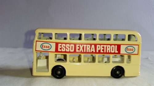 1965 - MATCHBOX LESNEY - SERIES 74 - DAIMLER BUS ESSO EXTRA PETROL - MADE IN ENGLAND