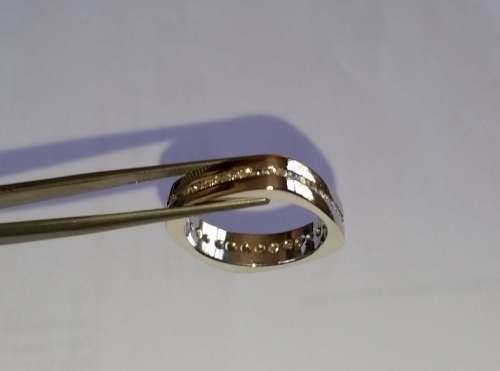 NO RESERVE, NO BUY NOW, HIGHEST BIDDER WINS  - 18ct WHITE GOLD MEN'S  DIAMOND  RING - 0.83 ct