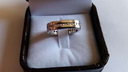 NO RESERVE, NO BUY NOW, HIGHEST BIDDER WINS  - 18ct WHITE GOLD MEN'S  DIAMOND  RING - 0.83 ct