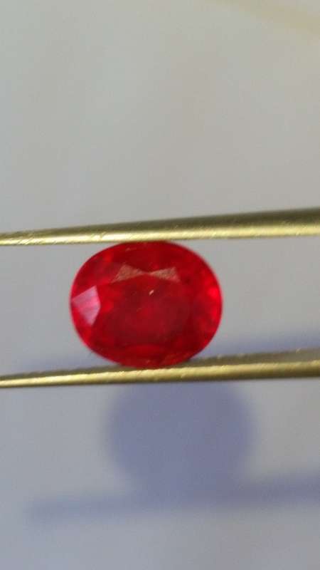 4.28 cts ULTRA BRILLIANT OVAL RED MADAGASCAR RUBY
