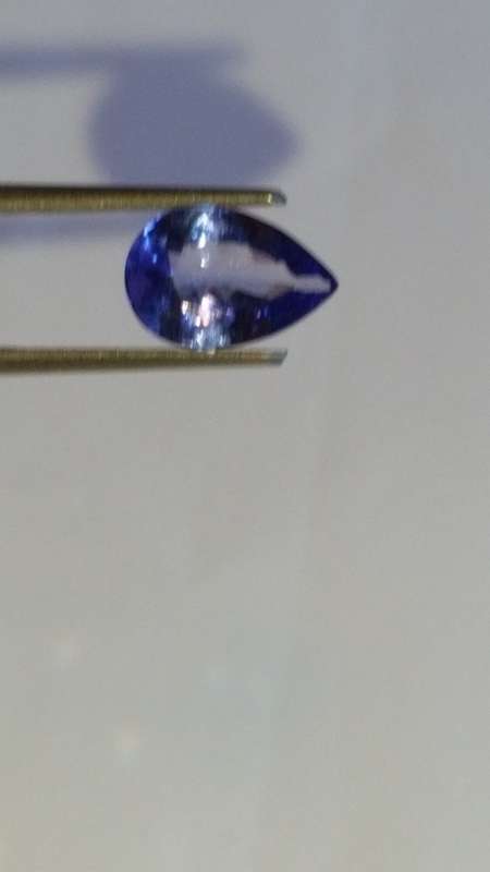 0.910 cts ULTRA BRILLIANT PEAR CUT VIOLET BLUE TANZANITE