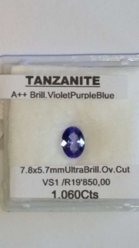 1.060 cts  BRILLIANTOVAL CUT VIOLET PURPLE  BLUE TANZANITE