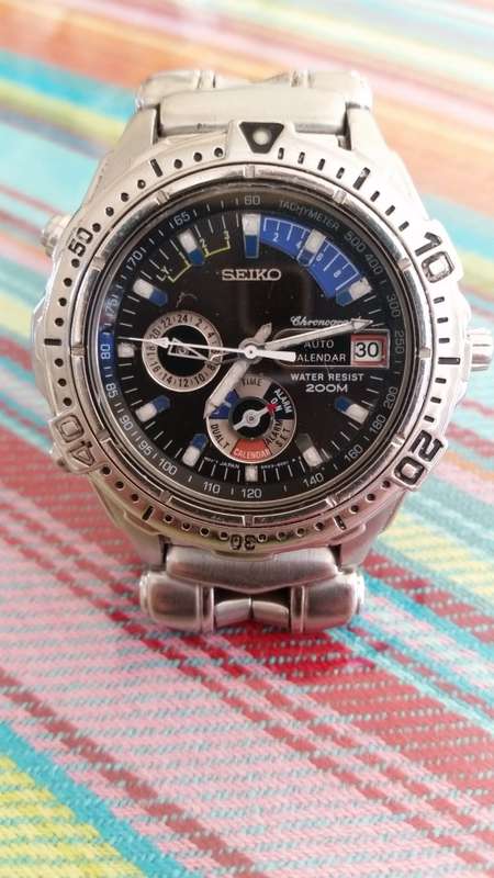 SEIKO MENS WATCH - STAINLESS STEEL - MODEL 5M23-6000 - NEAR MINT CONDITION