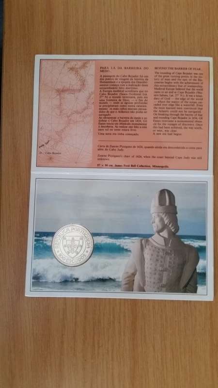 1987 - UC SILVER COMMEMORATIVE 100 ESCUDO COIN - THE GOLDEN ERA OF THE PORTUGUESE DISCOVERIES -