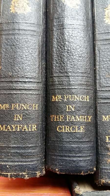 SET OF 14 ANTIQUE BOOKS : THE NEW "PUNCH" LIBRARY circa 1900