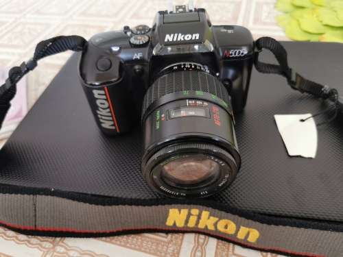 Nikon AF 70-210 Lense