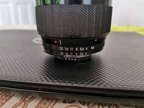 Nikon AF 70-210 Lense