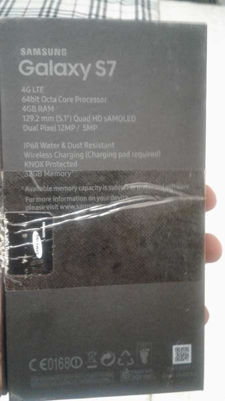 S7 32 gig + Gearfit + Wireless Charger