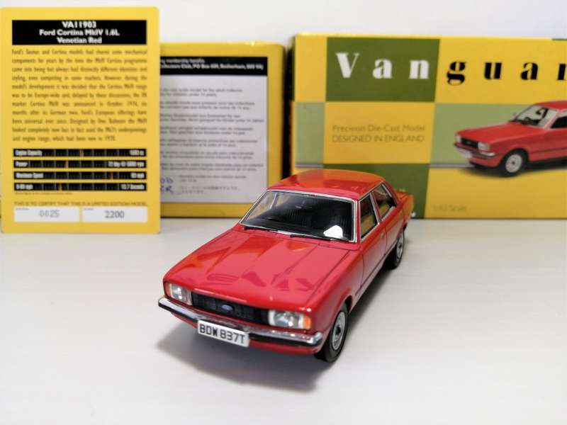 Ford Cortina Diecast Vanguards 1970 Mk 4 Venetian Red Scale 1/43