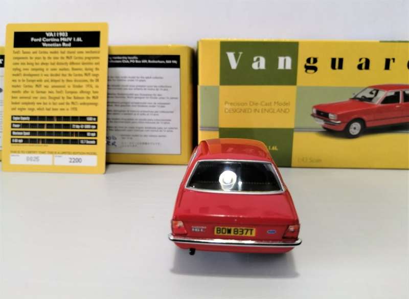 Ford Cortina Diecast Vanguards 1970 Mk 4 Venetian Red Scale 1/43
