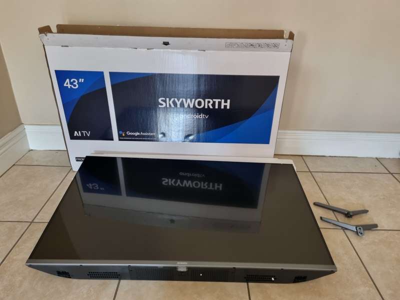 Skyworth 43`` 43STD6500 FHD Smart Android TV