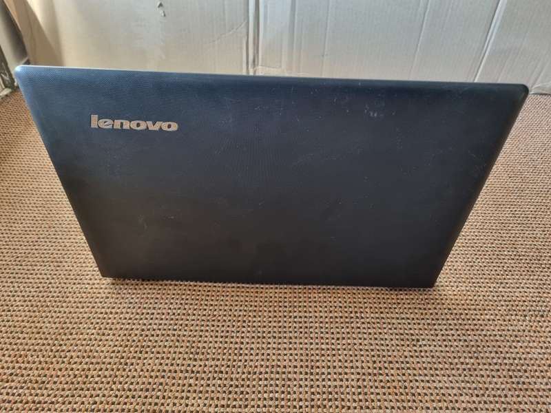 Lenovo ideapad 300-15ISK