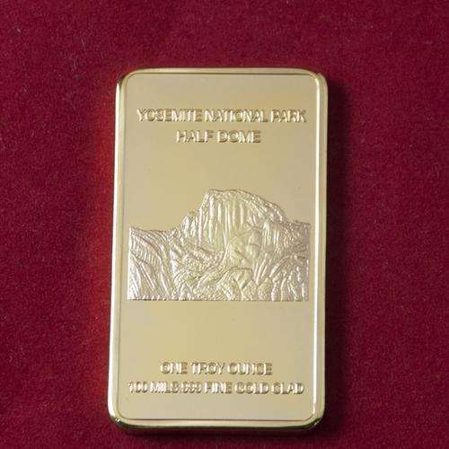 The Endangered Timberwolf 1oz .999 24k Gold Clad bar.