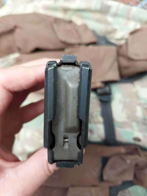 R4 50 Round Magazine with Patt 80 pouch