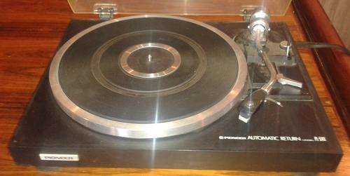 PIONEER  PL-514X AUTOMATIC RETURN STEREO TURNTABLE  - GOOD CONDITION - WORKS