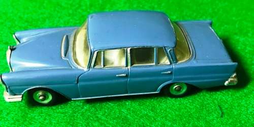 DINKY MERCEDES 220 SE 186