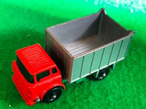 MATCHBOX 26-C GMC TIPPER TRUCK BPW