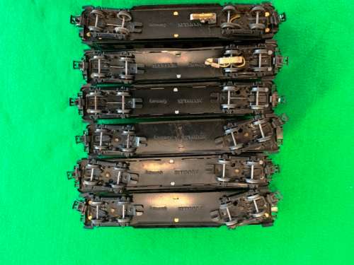 MARKLIN COACHES . HO. ALL METAL. LOT OF 6. VINTAGE