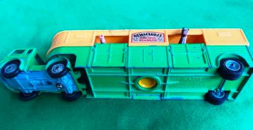 CORGI HORSE BOX TRUCK. LIKE DINKY.
