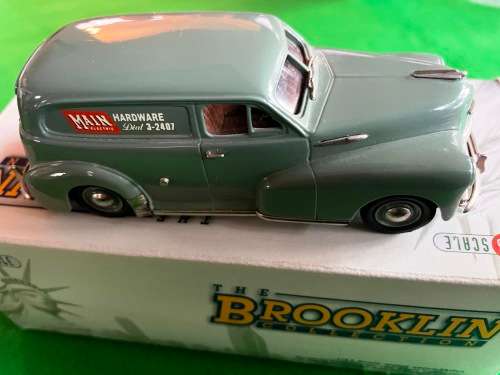 BROOKLIN MODEL BRK.136.1947 CHEVROLET TM STYLE MASTER SEDAN DELIVERY.CHAVEL GREEN.LIKE DINKY.