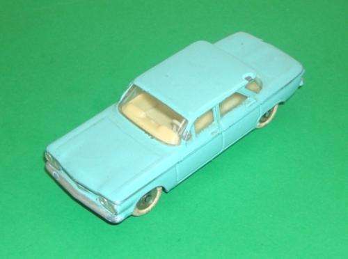 Dinky Toys French 552 Chevrolet Corvair