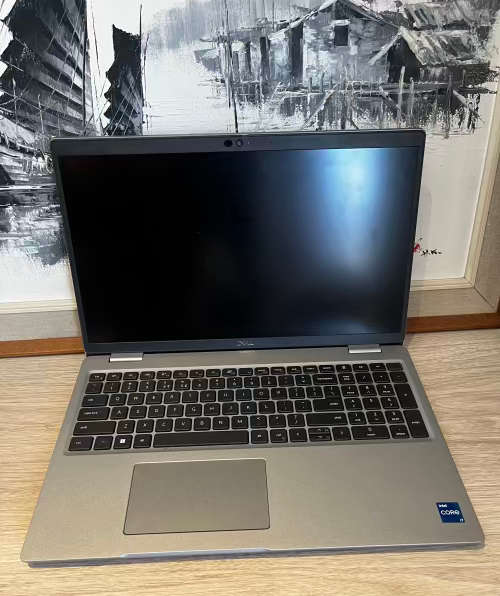 Dell Latitude 5530 i7 12th Gen 15.6`