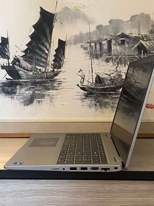 Dell Latitude 5530 i7 12th Gen 15.6`