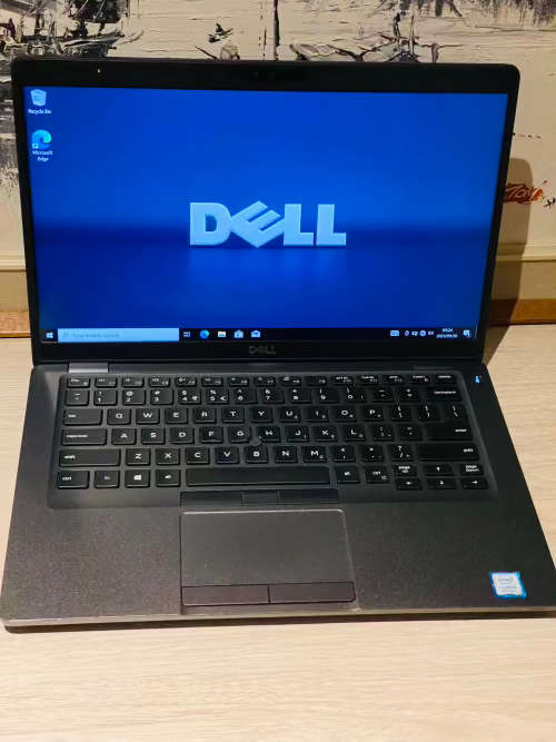 Dell Latitude 5400 14-inch Core i5 @ 8GEN 8GB RAM 256GB SSD 4GLTE