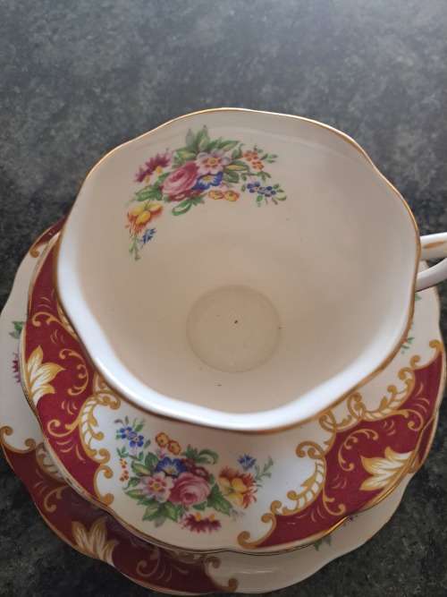 Royal Albert Canterbury Trio