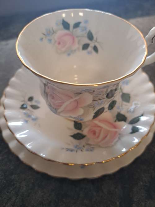 Royal Albert Soft Pink Rose Trio Unnamed