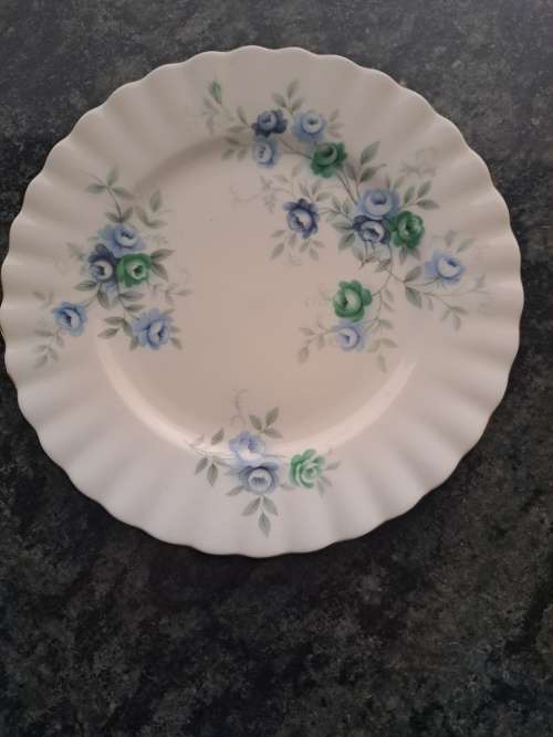 Royal Albert Inspiration Trio