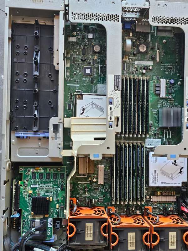 IBM X3650 M2 Server