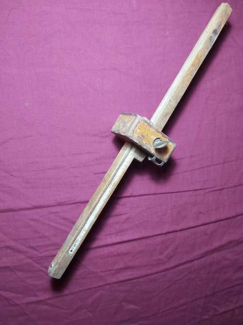 Ulmia wooden extending gauge