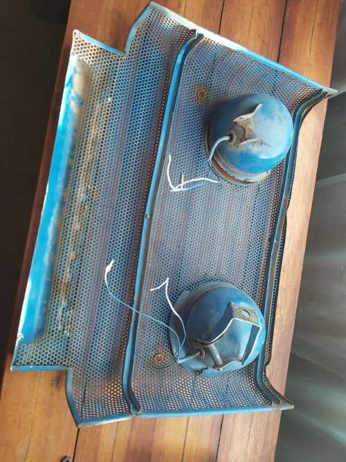 Old Forrd Tractor Grill & Head Lamps