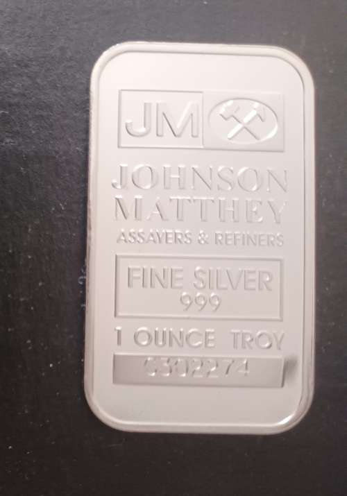 RARE JOHNSON MATTHEY 1 OZ .999 SILVER BAR (UNC)(CAPSULED)(SERIAL NUMBER)