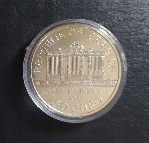 AUSTRIAN PHILHARMONIC 1 OZ SILVER COIN (IN CAPSULE)
