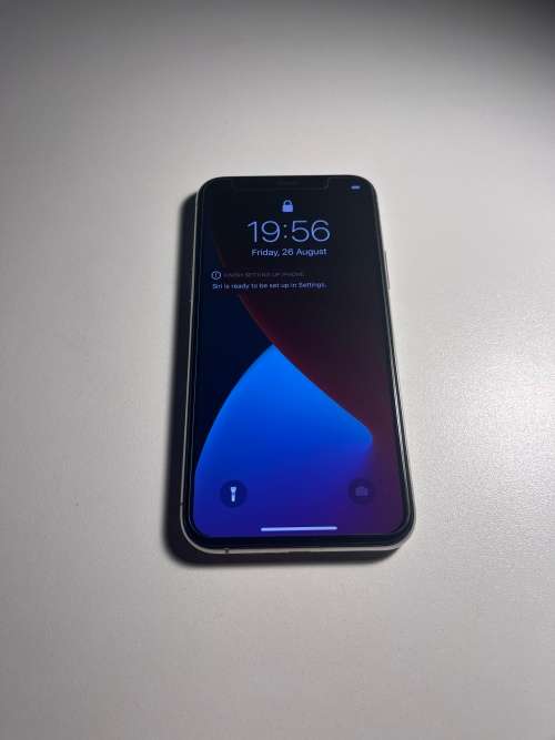 iPhone 11 64GB
