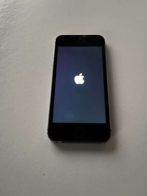 iPhone 5S 64GB