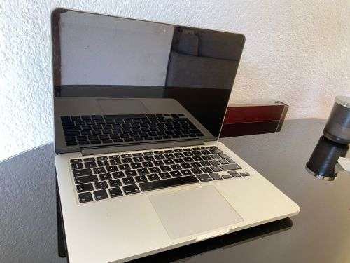 MacBook Pro (Retina, 13-inch, Early 2015)