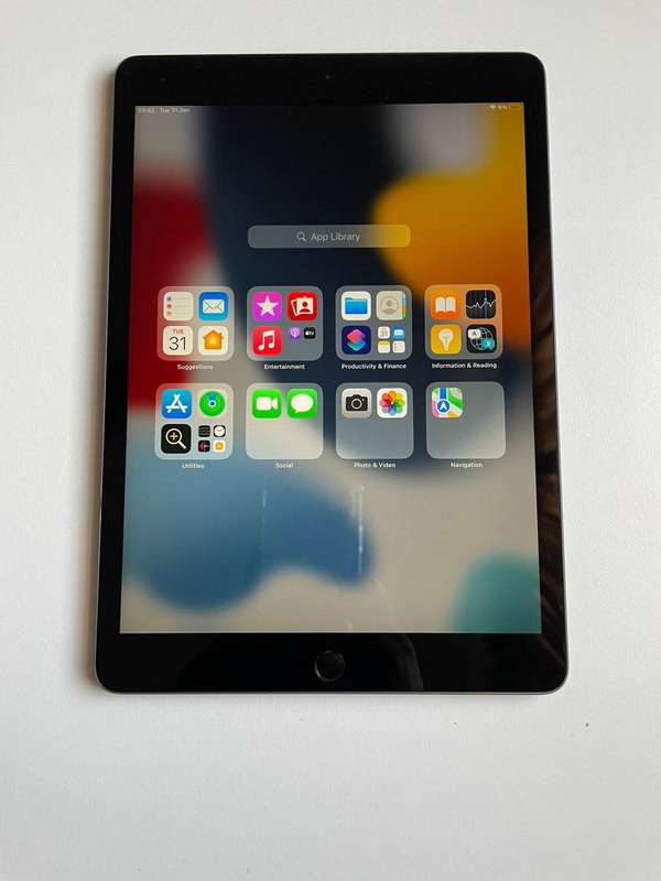 iPad 8th Generation 32GB - Space Grey | WIFI + SIM