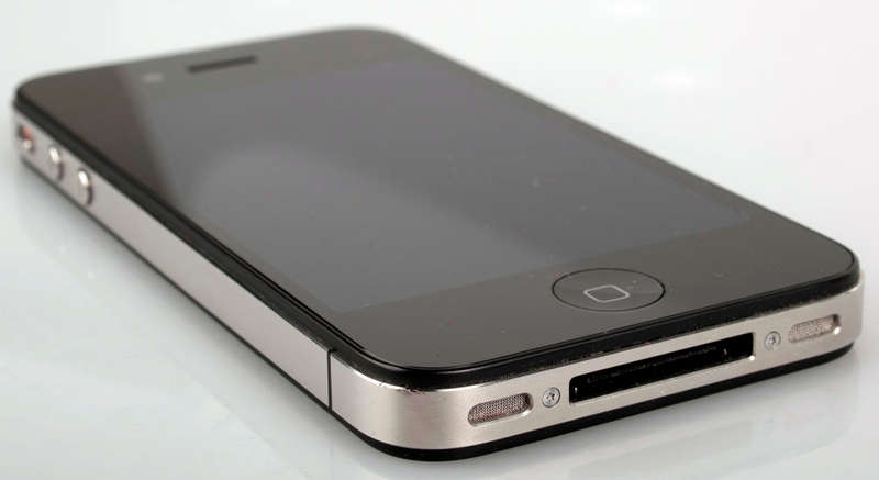 iPhone 4 | 16GB | BLACK