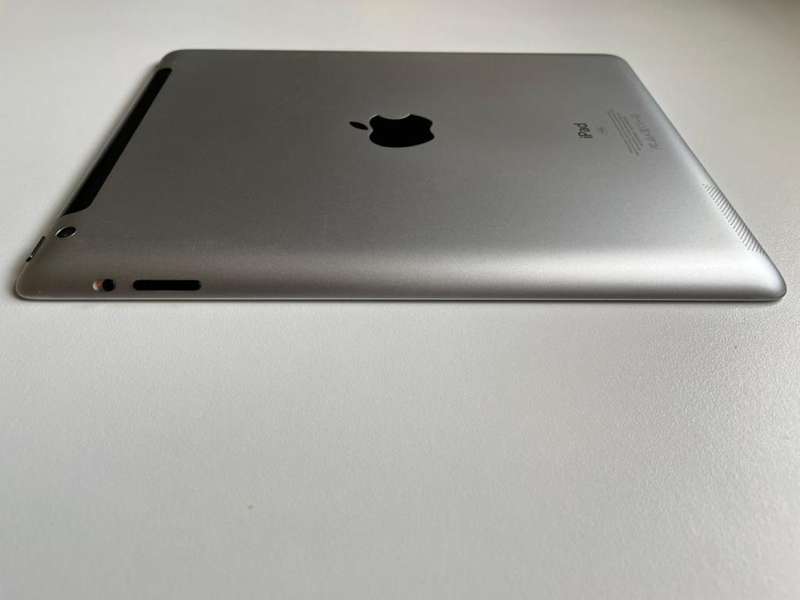 iPad 3rd Generation 64GB WIFI + SIM