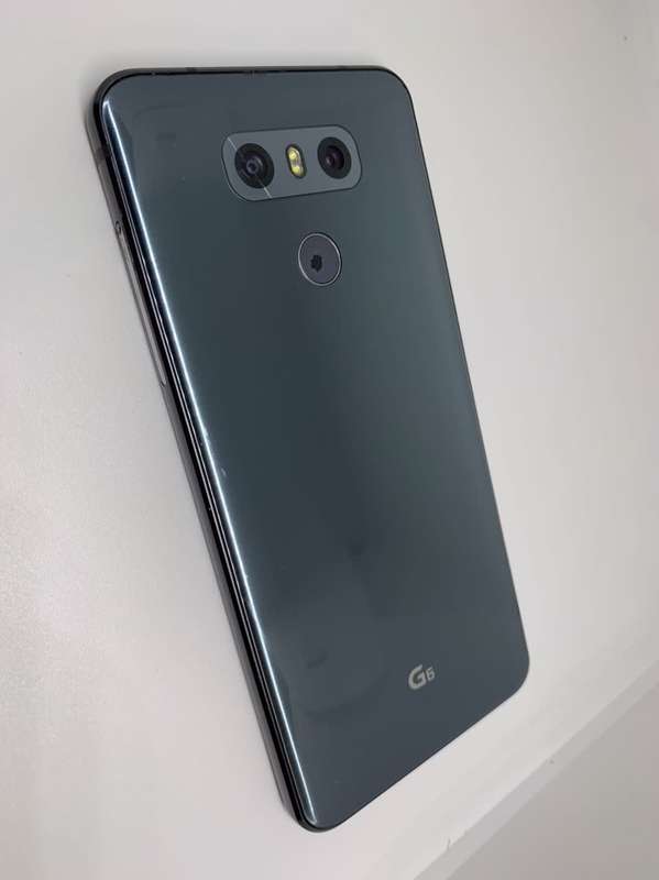 LG G6 32GB Single Sim - Platinum