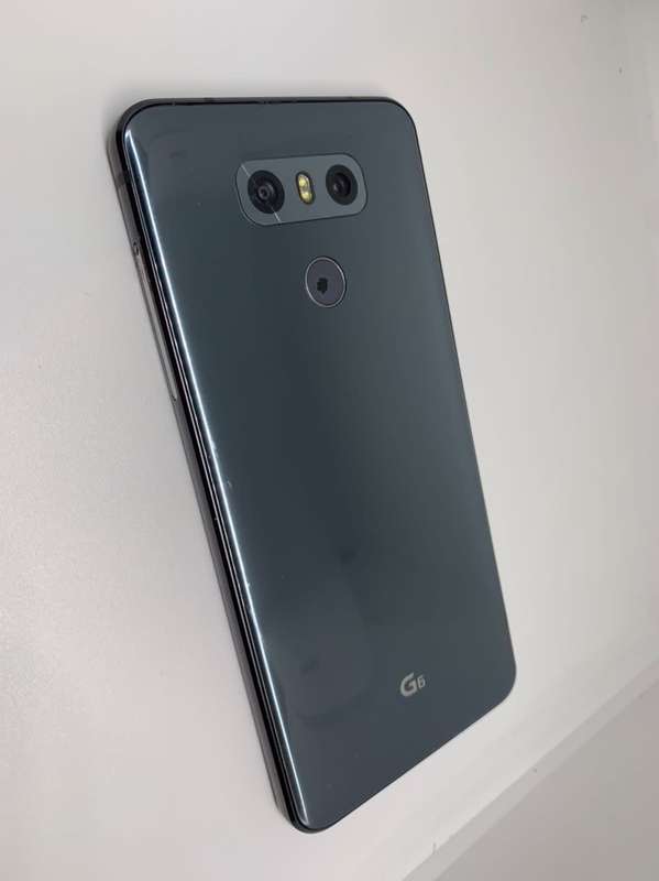 LG G6 32GB Single Sim - Platinum