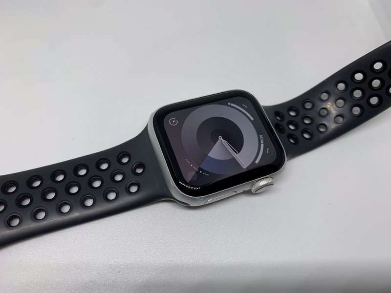 Apple Watch Series 4 (40mm) - Silver- iWatch for sale