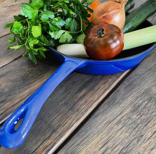 Gourmand Cast Iron Round Skillet - Blue