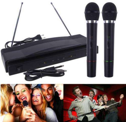 Dual Channel Professional Wireless Microphone set with 2 Cordless Mics and Slim Receiver
